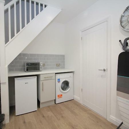 Welcome Home - Close To Town Centre - Full Holiday Home Blackpool Esterno foto